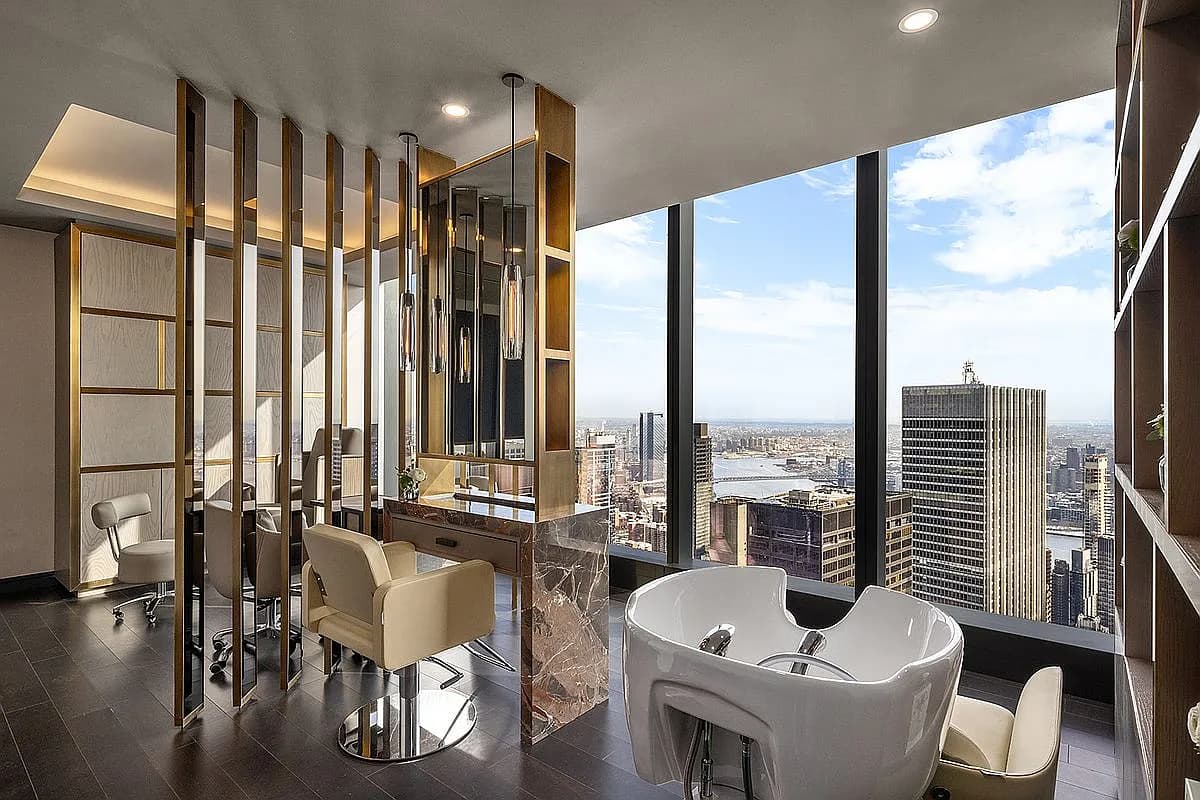 125 Greenwich St Residence 28A